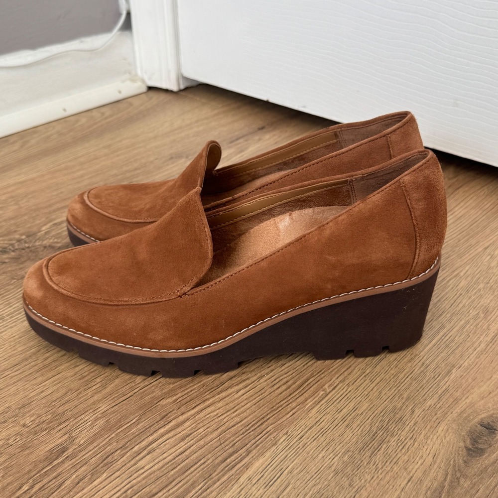 Vionic Ava Suede Wedge Loafers Tan Brown Platform Lug Sole Shoes Womens 8.5 - Picture 4 of 8